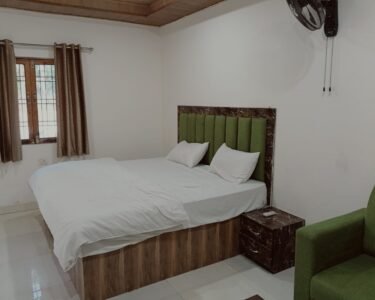 Blowsom Room