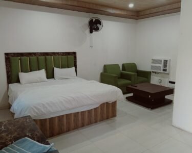 Blowsom Room